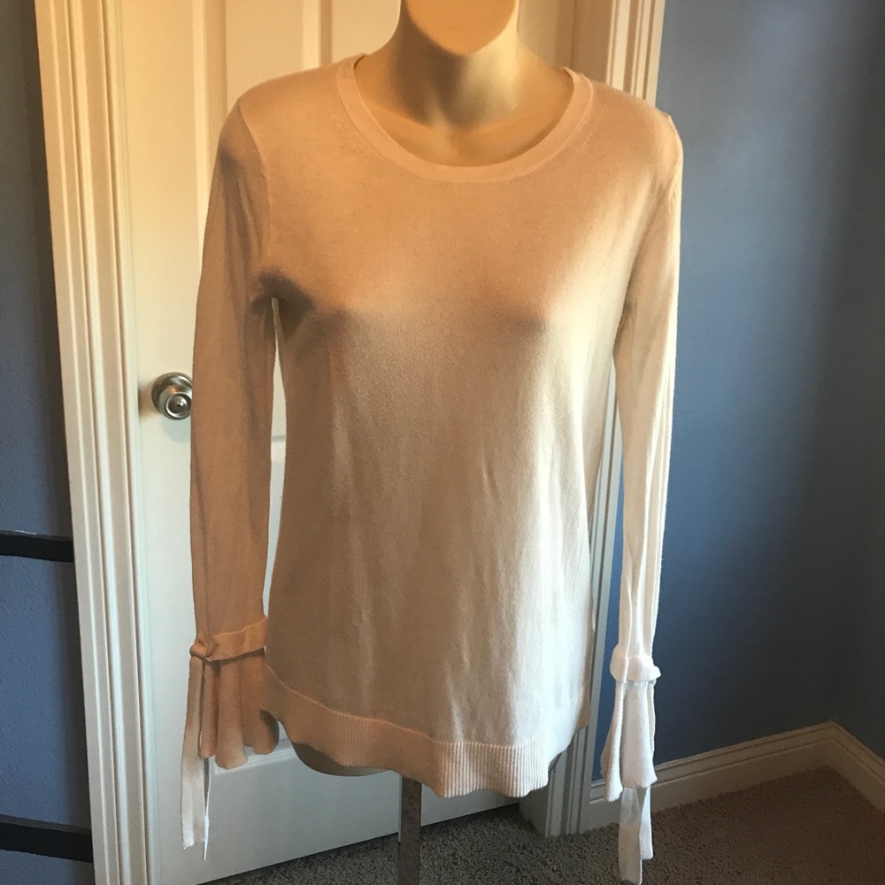 Banana Republic Bell Sleeve Sweater Small